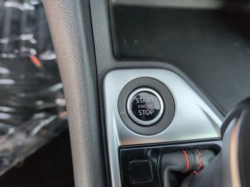 Used 2025 Nissan Sentra SR FWD image 22