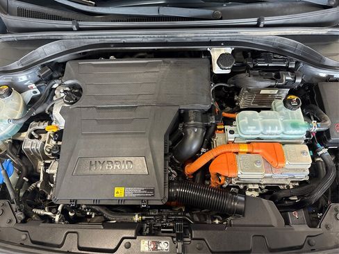 Used 2018 Hyundai Ioniq SEL FWD image 11