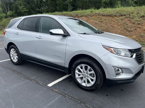 Used 2020 Chevrolet Equinox LT AWD/4WD image 3