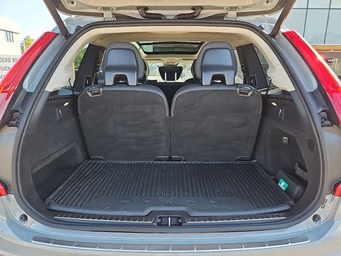 Certified 2025 Volvo XC90 B6 Plus w/ Protection Package Premier AWD/4WD image 29