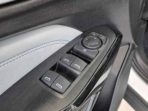 Used 2025 Chevrolet Trax LT FWD image 22