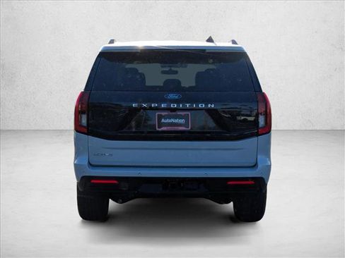 New 2026 Ford Expedition Active RWD image 7