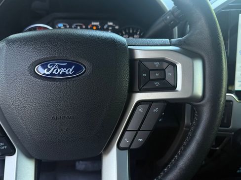 Used 2022 Ford F450 Lariat w/ Lariat Ultimate Package AWD/4WD image 38