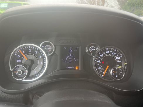 Used 2020 RAM 1500 Big Horn image 26