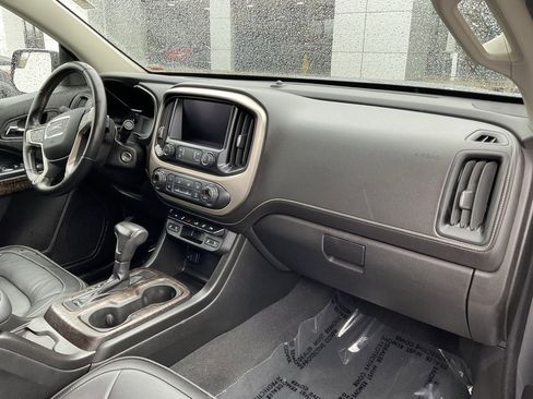Used 2021 GMC Canyon Denali image 19