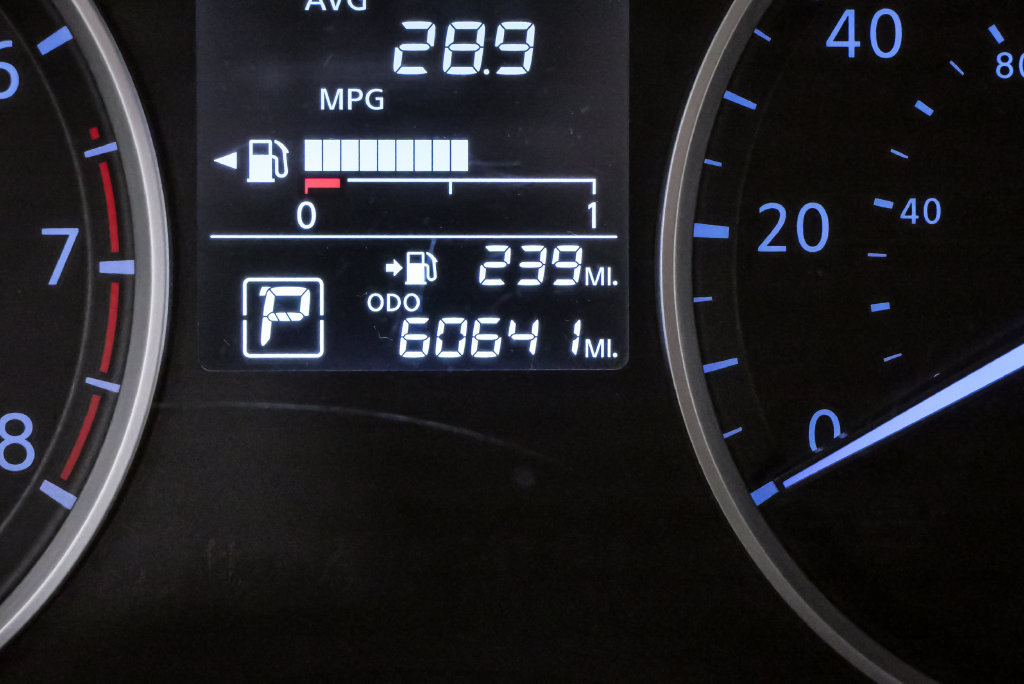 Used 2022 Nissan Kicks S FWD image 21
