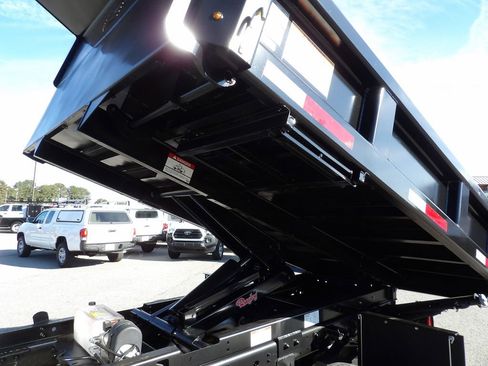 Used 2022 RAM 4500 Tradesman image 54