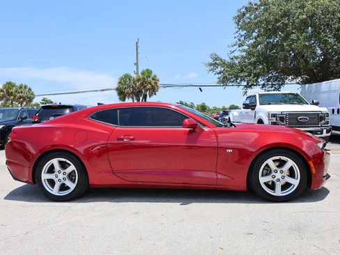 Used 2021 Chevrolet Camaro LT RWD image 3