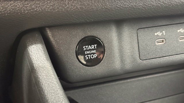 Used 2025 Nissan Rogue SV AWD/4WD image 38