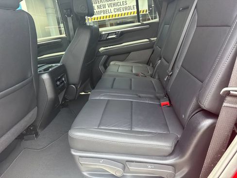 Used 2025 Chevrolet Tahoe LT AWD/4WD image 29