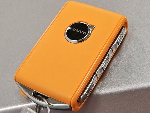 New 2026 Volvo XC40 B5 Plus w/ Protection Package Premier image 46