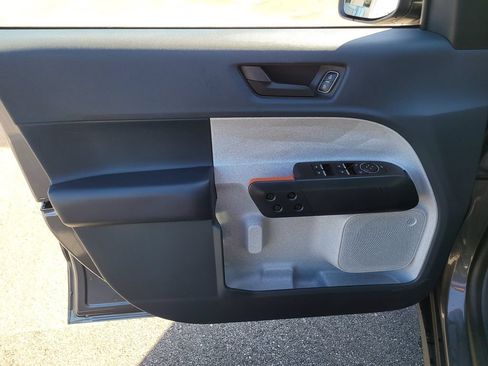 Used 2024 Ford Maverick XLT FWD image 12