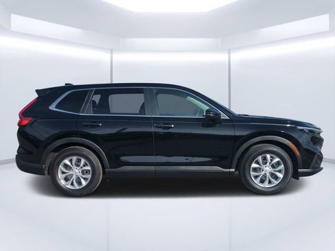 Used 2025 Honda CR-V LX image 2