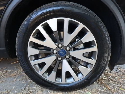 Used 2020 Ford Escape Titanium AWD/4WD image 45