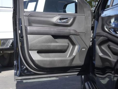 Used 2021 Chevrolet Tahoe RST w/ Luxury Package image 29