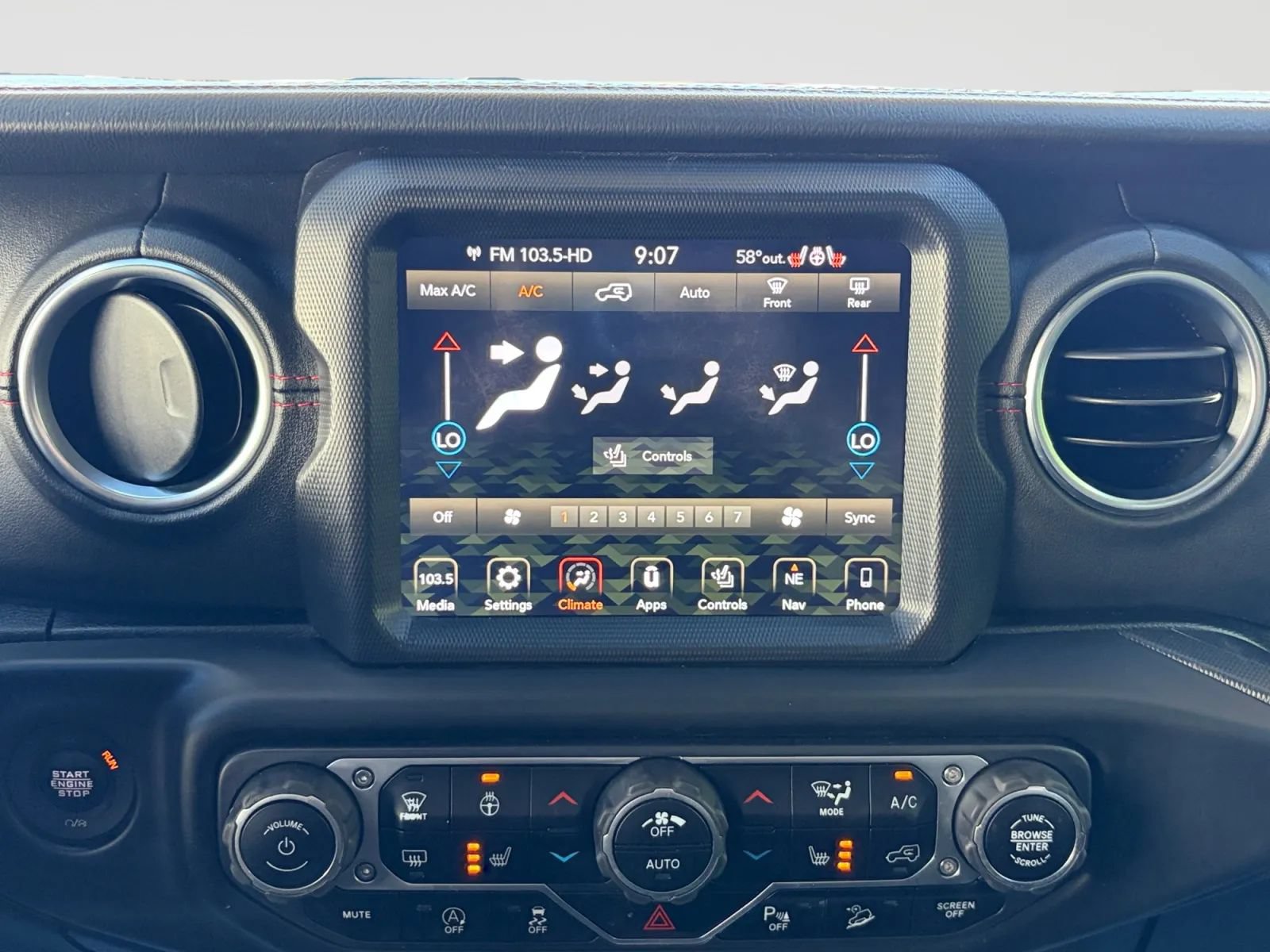 Used 2020 Jeep Wrangler Unlimited Rubicon w/ Quick Order Package 28Y Recon AWD/4WD image 23
