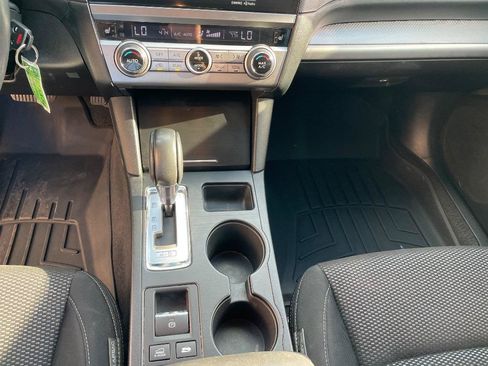Used 2015 Subaru Outback 2.5i Premium AWD/4WD image 11