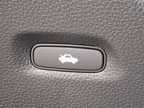Used 2023 Honda Civic Sport image 26
