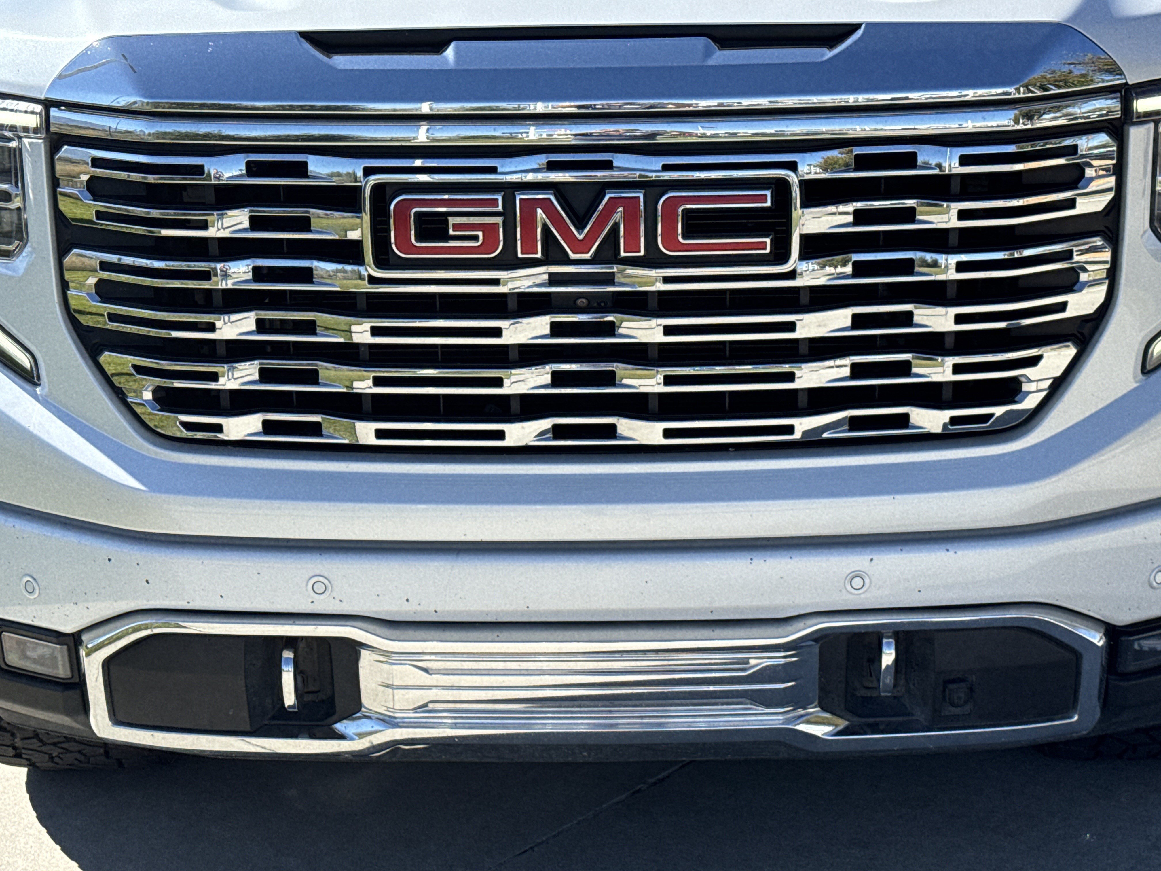 Used 2022 GMC Sierra 1500 Denali w/ Denali Reserve Package AWD/4WD image 10