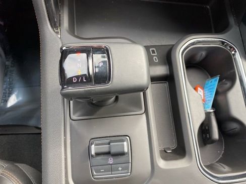 Used 2025 GMC Sierra 1500 AT4 w/ Technology Package image 26