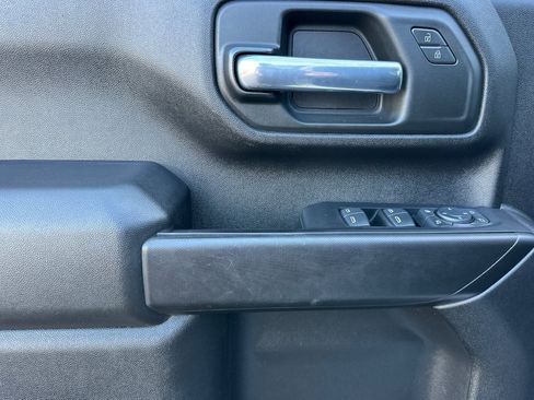 Used 2022 GMC Sierra 3500 Pro w/ Convenience Package image 10