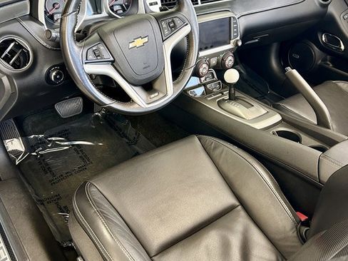 Used 2013 Chevrolet Camaro SS RWD image 13