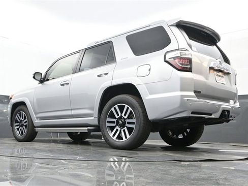 Used 2022 Toyota 4Runner Limited image 25
