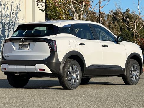 New 2026 Nissan Kicks S image 4