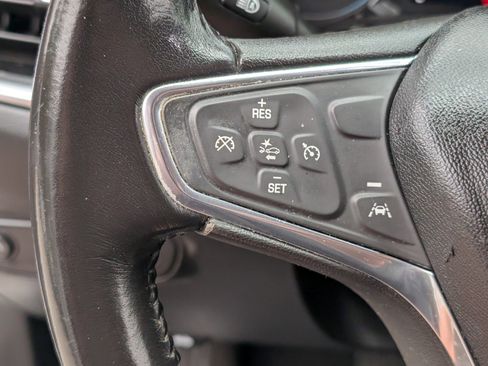 Used 2020 Chevrolet Equinox LT image 32