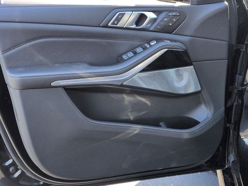 Used 2025 BMW ALPINA XB7 image 14