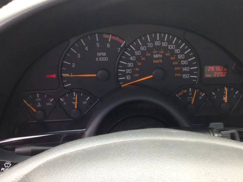 Used 1998 Pontiac Firebird Formula RWD image 35
