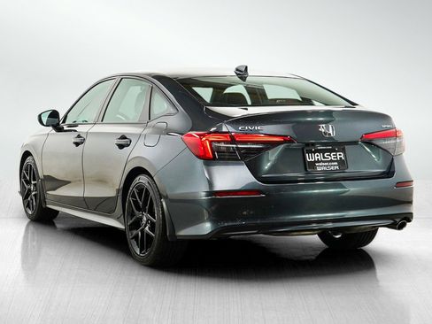 Used 2024 Honda Civic Sport image 3