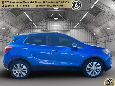 Used 2018 Buick Encore Preferred FWD image 2