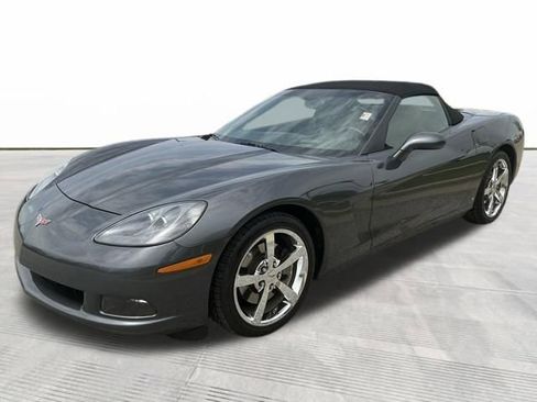 Used 2009 Chevrolet Corvette Convertible w/ Preferred Equipment Group RWD image 3
