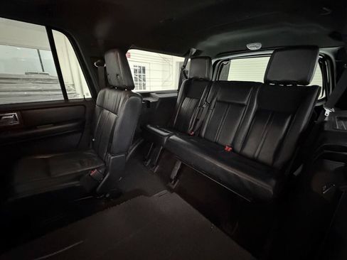 Used 2017 Lincoln Navigator L Select AWD/4WD image 26
