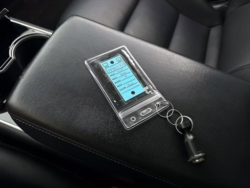 Used 2018 Tesla Model 3 Long Range image 26