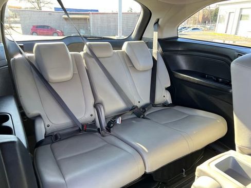 Used 2019 Honda Odyssey EX-L image 13