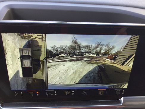 New 2026 GMC Sierra 3500 SLT w/ SLT Premium Package AWD/4WD image 21