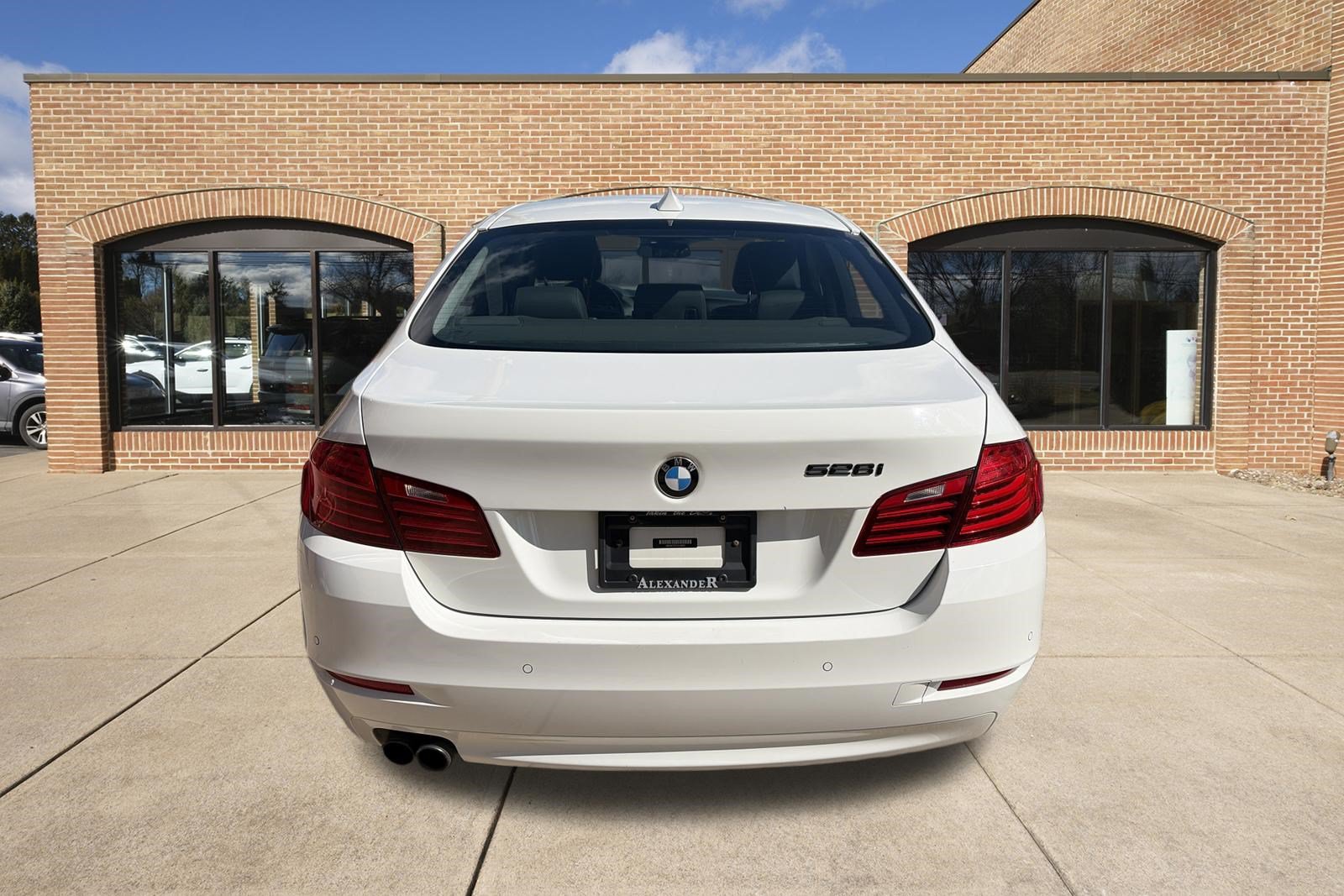 Used 2016 BMW 528i xDrive Sedan AWD/4WD image 4