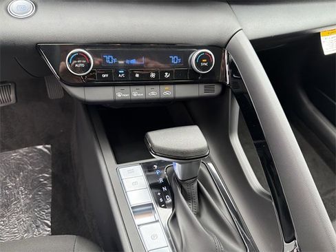 New 2026 Hyundai Elantra Blue image 30