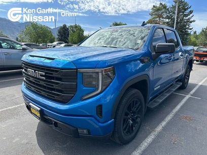 Used 2024 GMC Sierra 1500 Elevation w/ LPO, Elevation Black Package