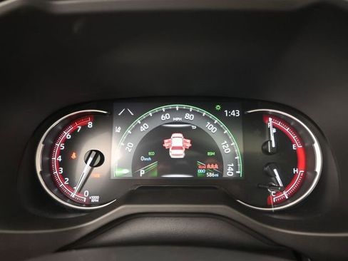 Used 2025 Toyota RAV4 XLE w/ Convenience Package image 9