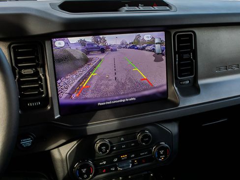 Used 2025 Ford Bronco Big Bend image 19