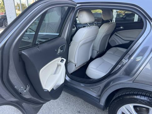 Used 2015 Mercedes-Benz GLA 250 4MATIC image 14
