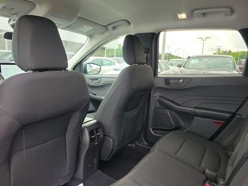 Used 2023 Ford Escape Active w/ Tech Pack #1 AWD/4WD image 16