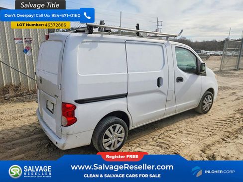 Used 2017 Nissan NV200 SV image 4