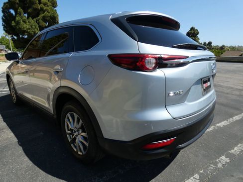 Used 2019 MAZDA CX-9 Touring image 12