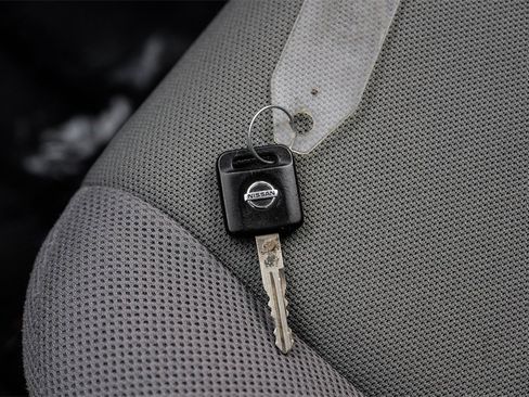 Used 2019 Nissan Frontier S image 52