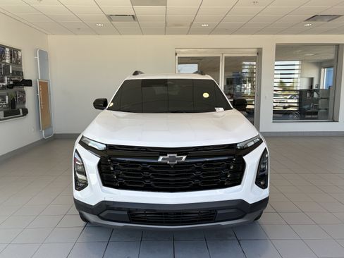 Used 2025 Chevrolet Equinox LT w/ Convenience Package II FWD image 7