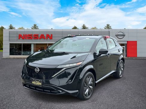 Certified 2024 Nissan Ariya AWD image 2